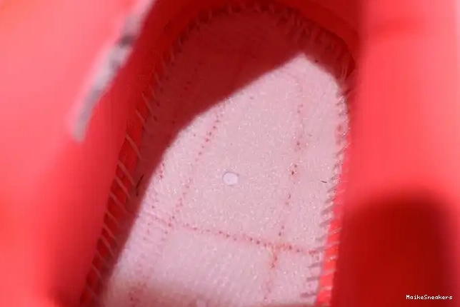 MaikeSneakers Jordan Hot Punch